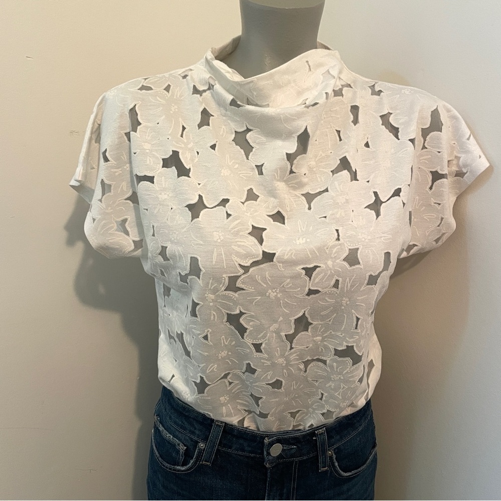 Reiss Shirt Short Sleeve Viscose Blend White Floral Cutout Lace Size Extra Small